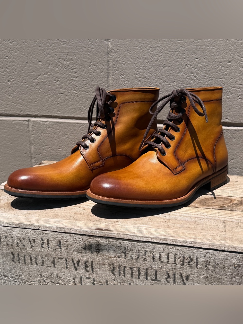 Magnanni Men's Leather Lace-Up Dress Boots in Cognac - US 10 - New in Box